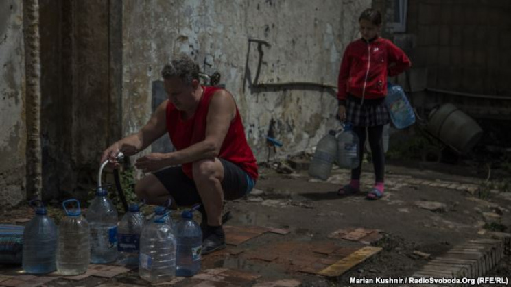 Пять дней без воды: В "Воде Донбасса" со…