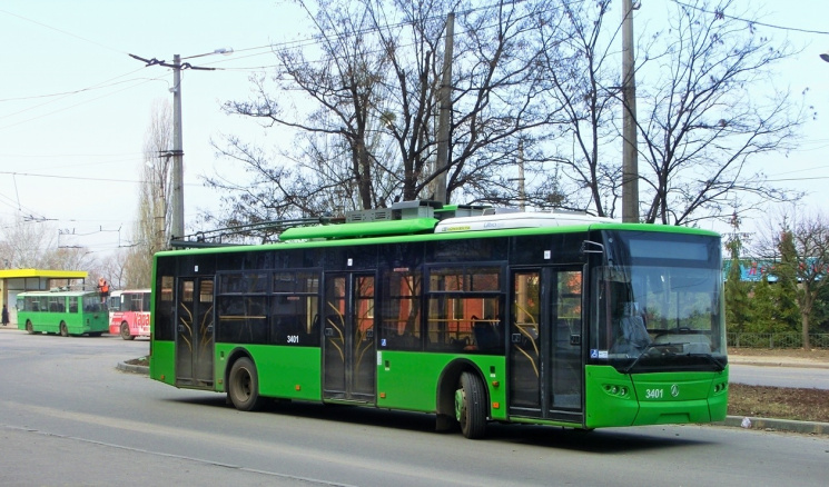 Харьковчане променяли троллейбусы на мет…