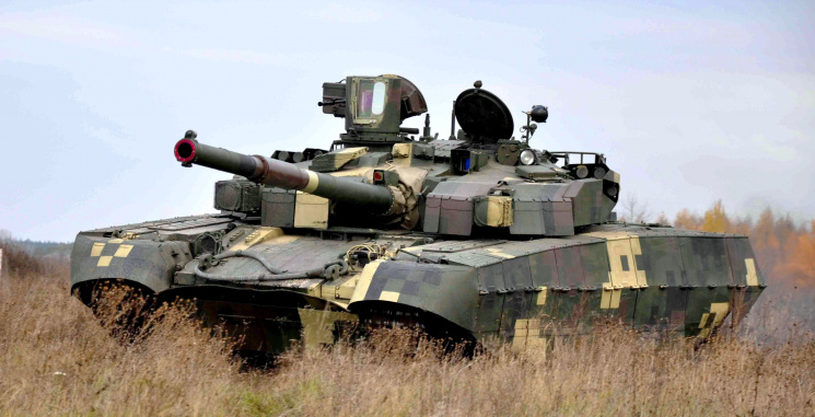Турчинов обіцяє десять танків "Оплот" дл…