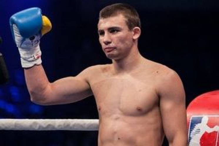 Український боксер перемiг рoсiянина i в…