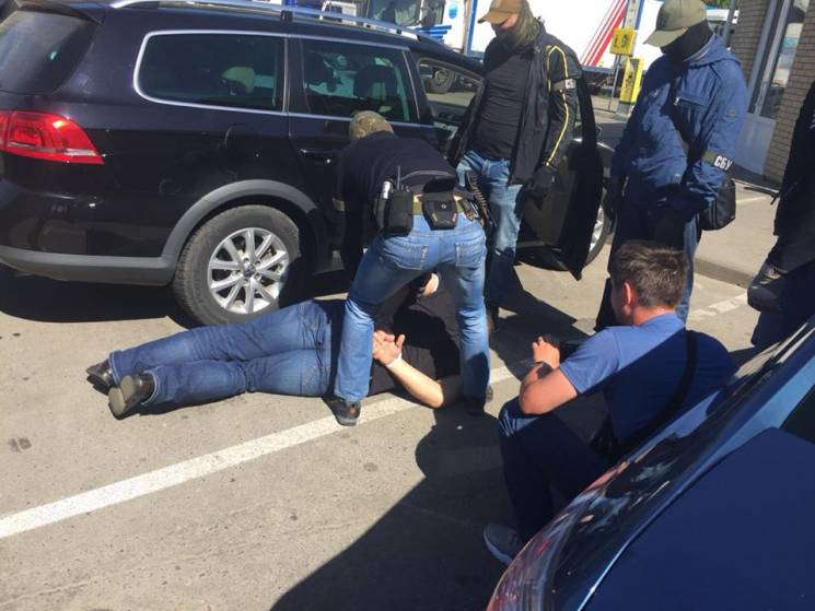 В Харькове задержали пограничников, кото…