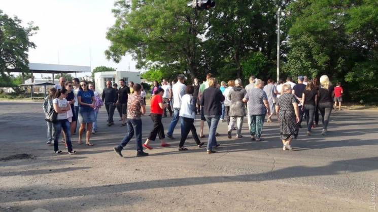 Одесити заблокували Тираспольське шосе (…