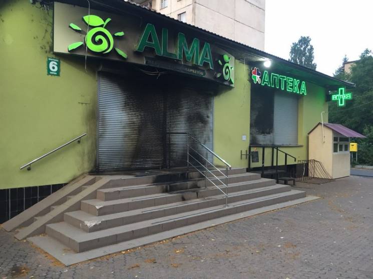 У Мукачеві намагалися спалити супермарке…