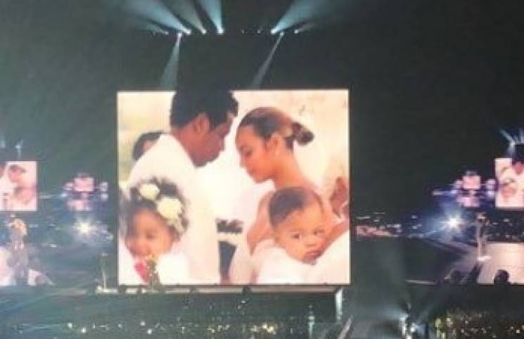 Бейонсе і Jay-Z вперше показали своїх дв…