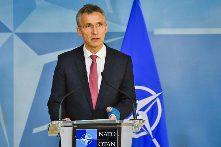 НАТО підтримує санкції проти Росії…