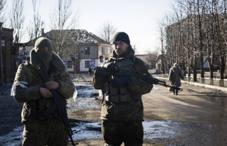 В Станиці Луганській бойовики обстріляли…
