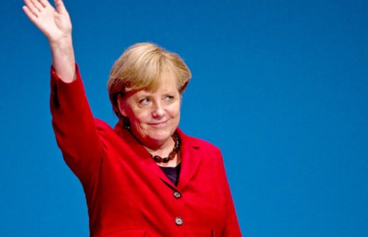 Меркель запросила Порошенка, Олланда і П…