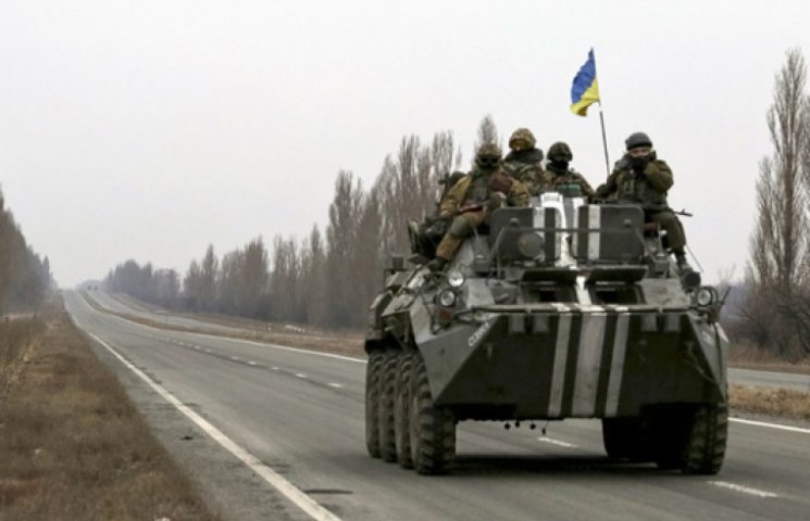 Україна завершує відведення важкого озбр…
