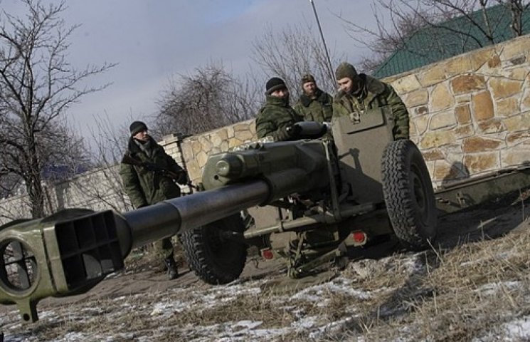 Боевики с ночи атакуют украинские позици…