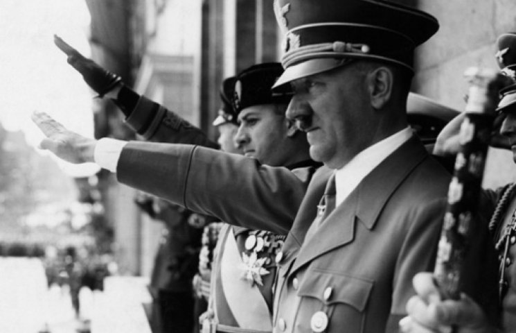 Гитлер убил сотни немцев, испытывая балл…