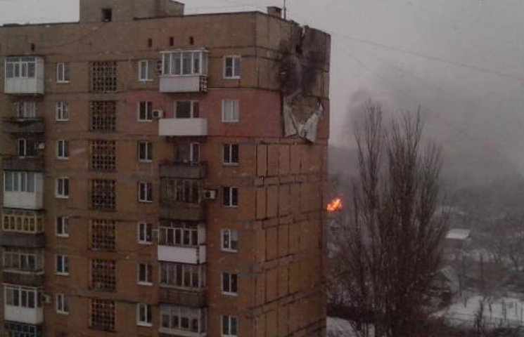 В Донецке прогремел взрыв и возник пожар…
