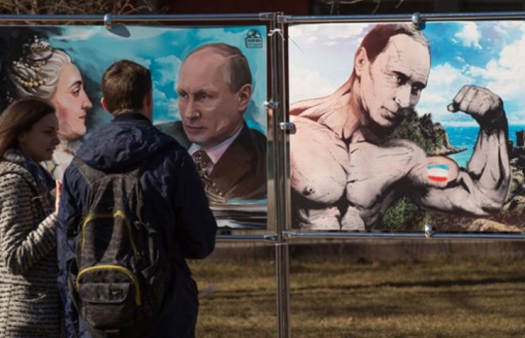 Путин так и Путин сяк: Москва любуется с…