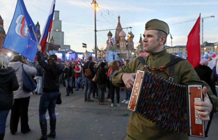 В Москве выросла огромная очередь «патри…