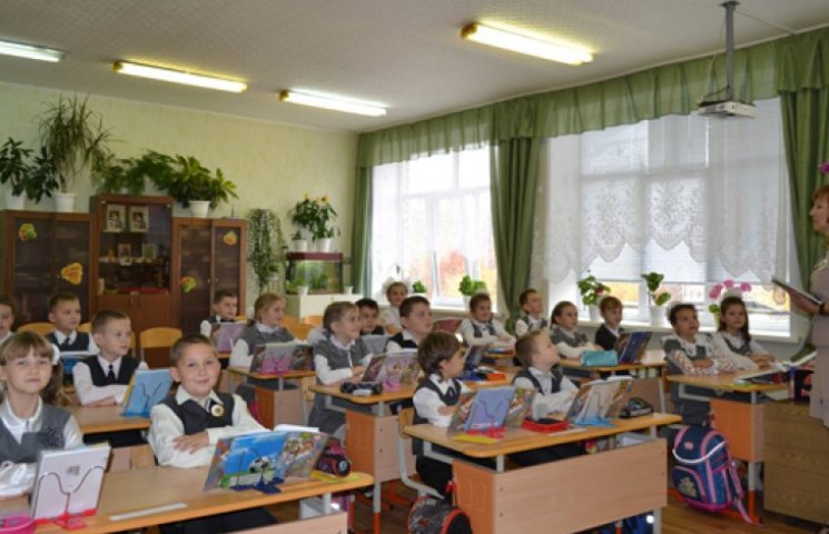У Мінську шкільні сайти переходять на бі…