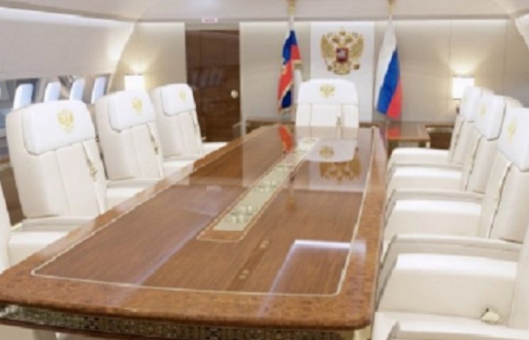 Новий літак Путіна: Позолочений туалет і…