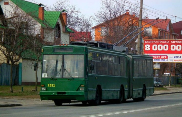 Київські тролейбуси спотворюють заради н…