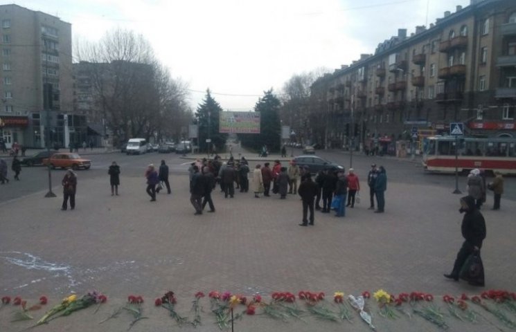 В Николаеве неизвестные в масках напали…