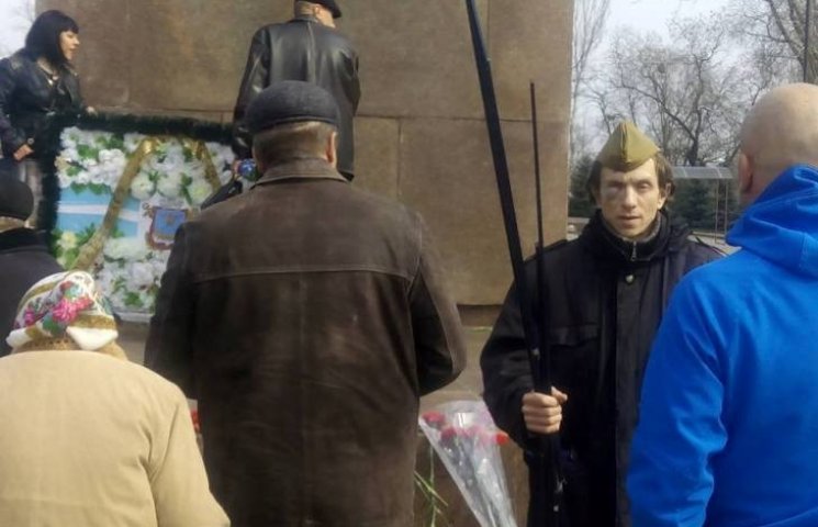У Миколаєві прихильники комуністів "окро…