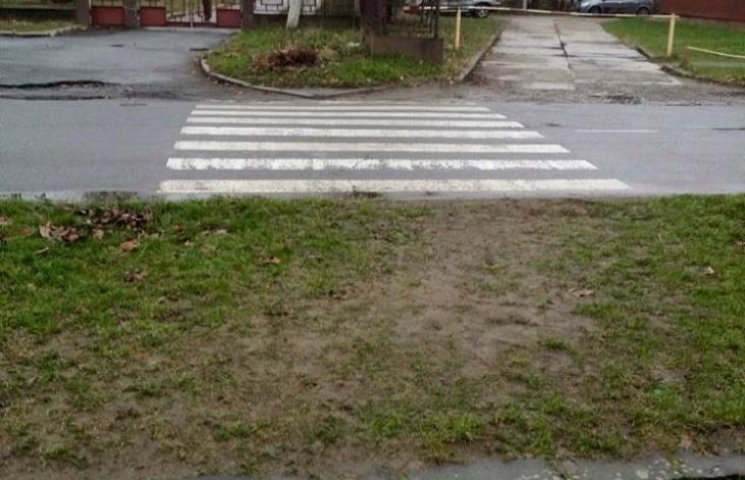 В Ужгороде нарисовали пешеходный переход…