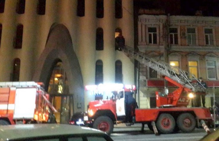 В центре Днепропетровска горел отель…