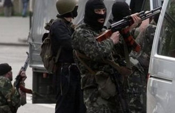 Боевики Захарченко похитили 5 чиновников…