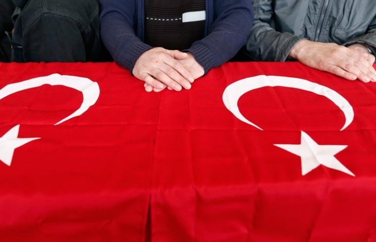 Теракт в Анкаре: Как турки и курды помог…