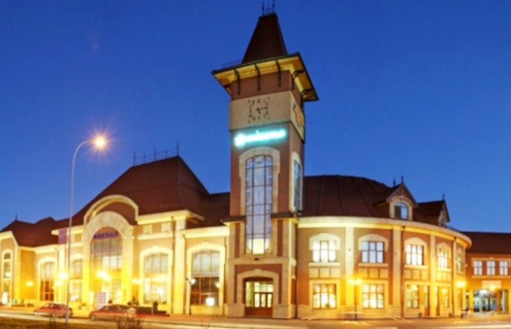 Ужгородский вокзал украсит почтовые конв…