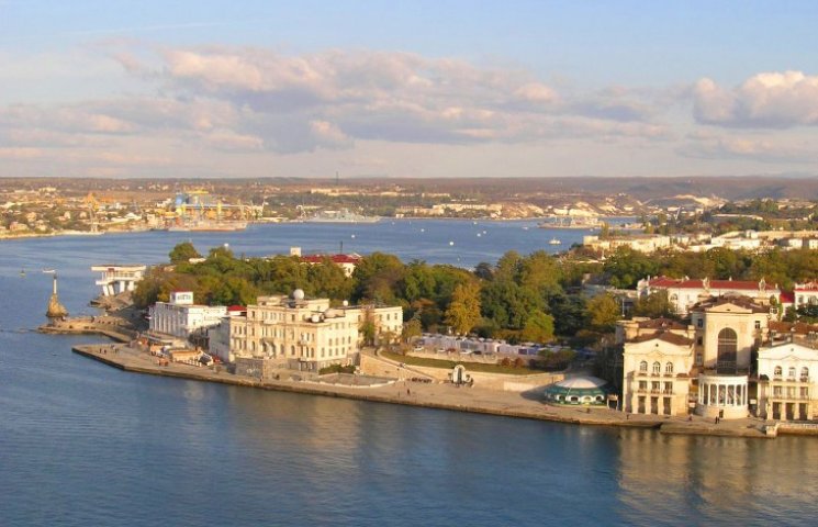 Окупований Севастополь пропонують перейм…