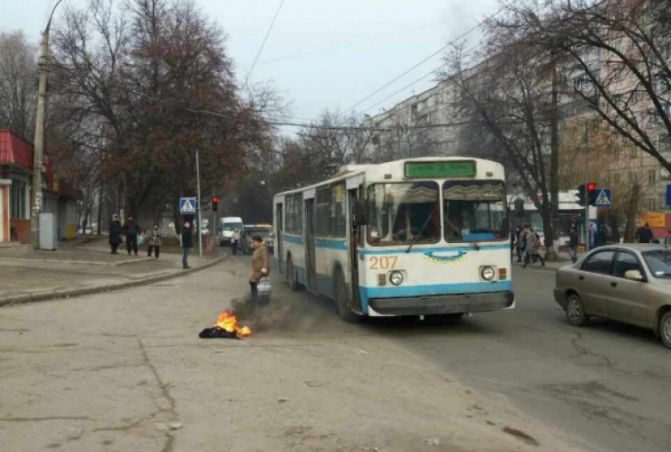 У Хмельницькому загорівся водій тролейбу…