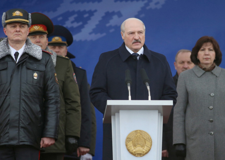 Чому Лукашенку примарились "майдануті ві…