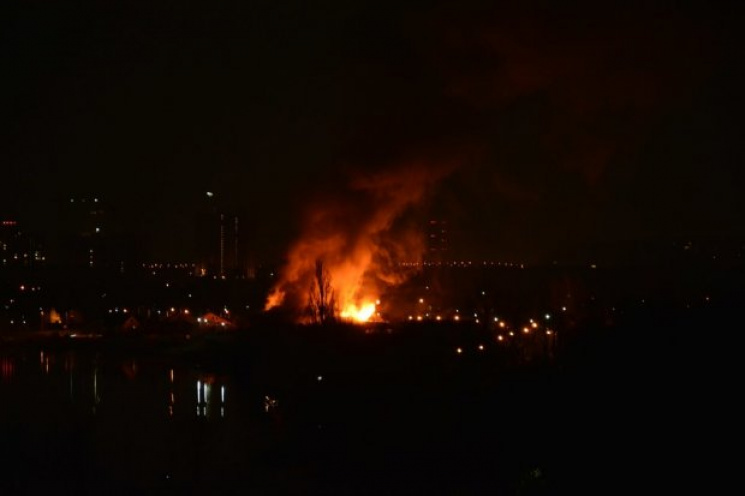 В Киеве горел оздоровительный комплекс,…