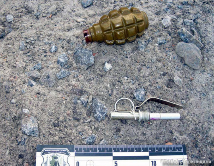 У Харкові біля будинку знайшли гранату…
