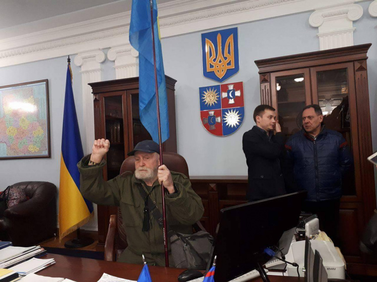 Винницкие сторонники блокады Донбасса пе…