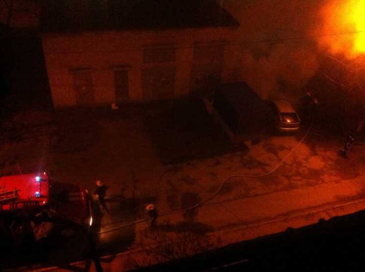 В Харькове ночью вспыхнула иномарка…