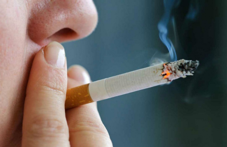 Курить в Киеве станет в 100 раз дороже…