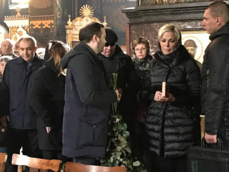 Супруга Вороненкова попрощалась с мужем…