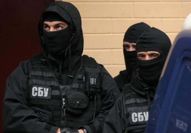 В Одесі СБУ затримала більше 30 азіатів-…