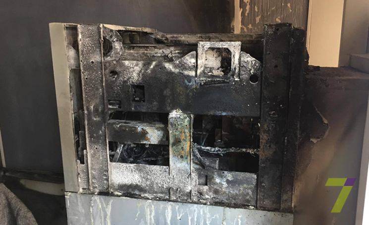 В Одесі спалили банкомат "доньки" російс…