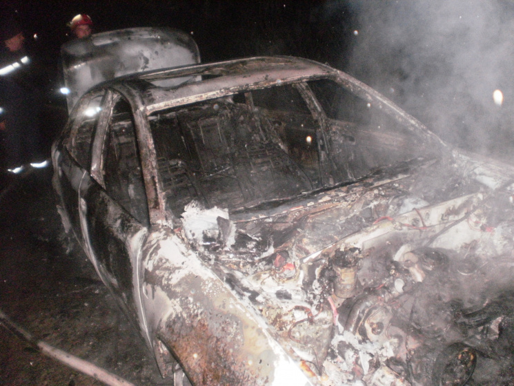 На Черкащині згоріли дві автівки…