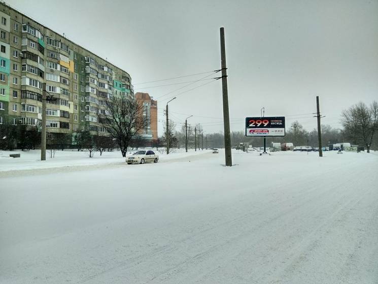 Полтавські дороги завалило снігом (ФОТО)…