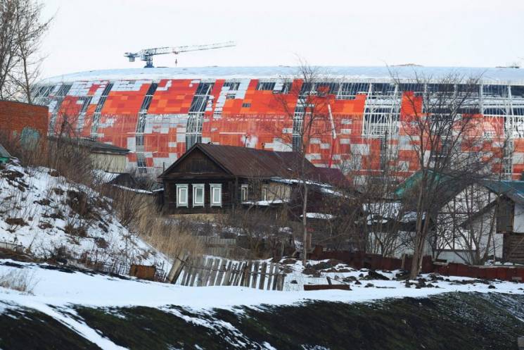 На Росії висміяли стадіон збудований в С…