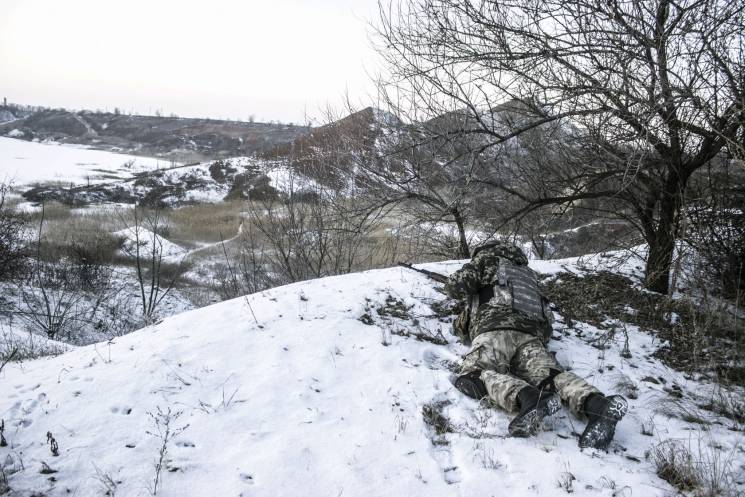 "Перемирие" на Донбассе: Боевики ранили…