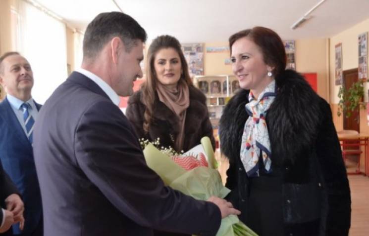 Міністр румунів звідусіль відвідала Тячі…