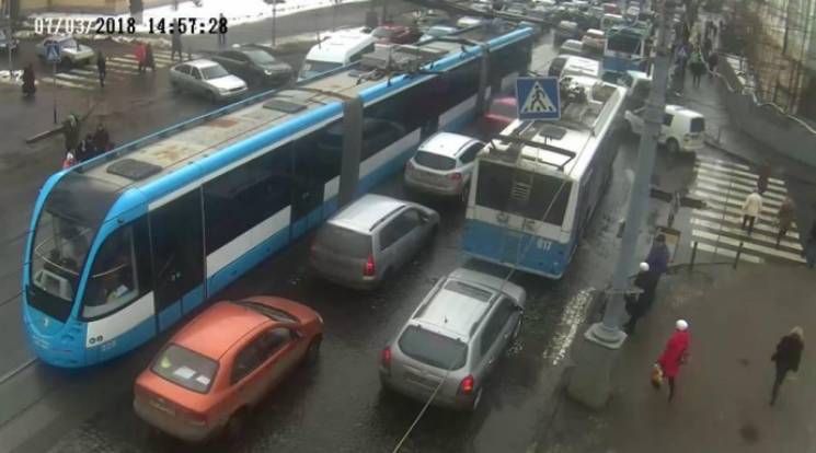 У Вінниці обірвалася трамвайна лінія…
