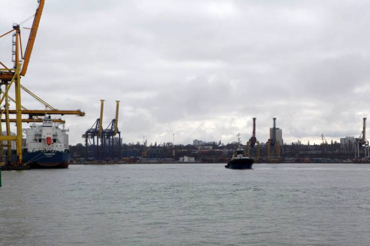 Тендер на работы в порту Черноморска сто…