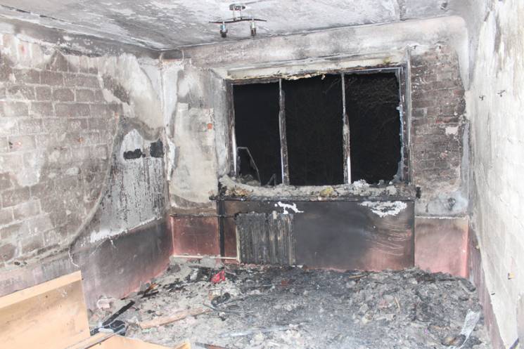 В одному із гуртожитків Хмельницького спалахнула пожежа: 77 дітей евакуювали