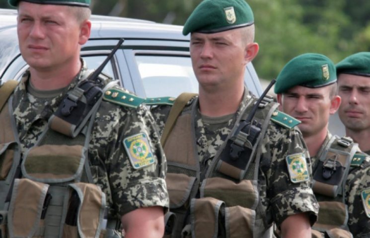 Украинские пограничники за ночь отбили т…