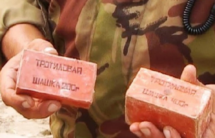 В Луганске террористы украли у спасателе…