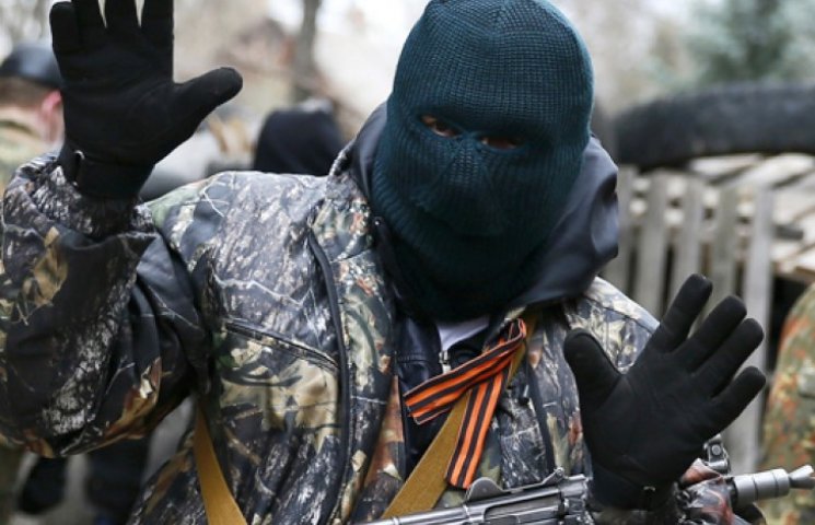 Силовики и боевики в Донецке заключили п…