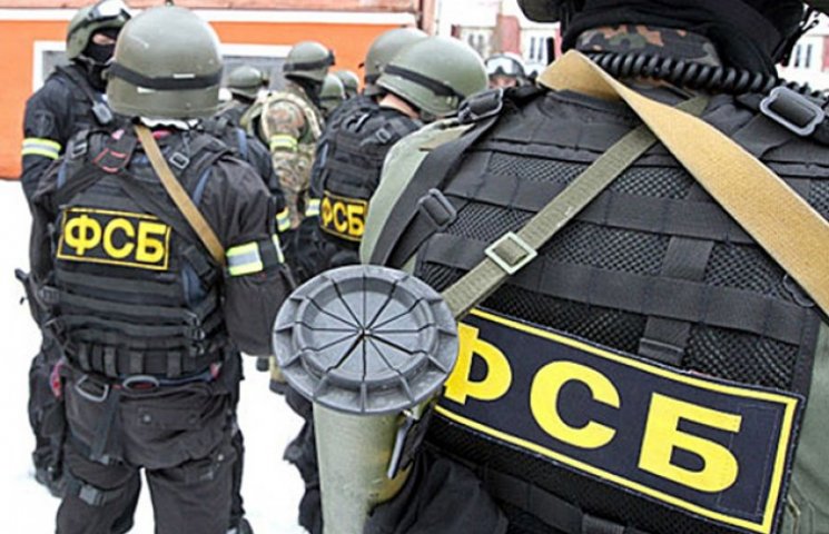 ФСБ влаштувала обшук у будинку кримськог…